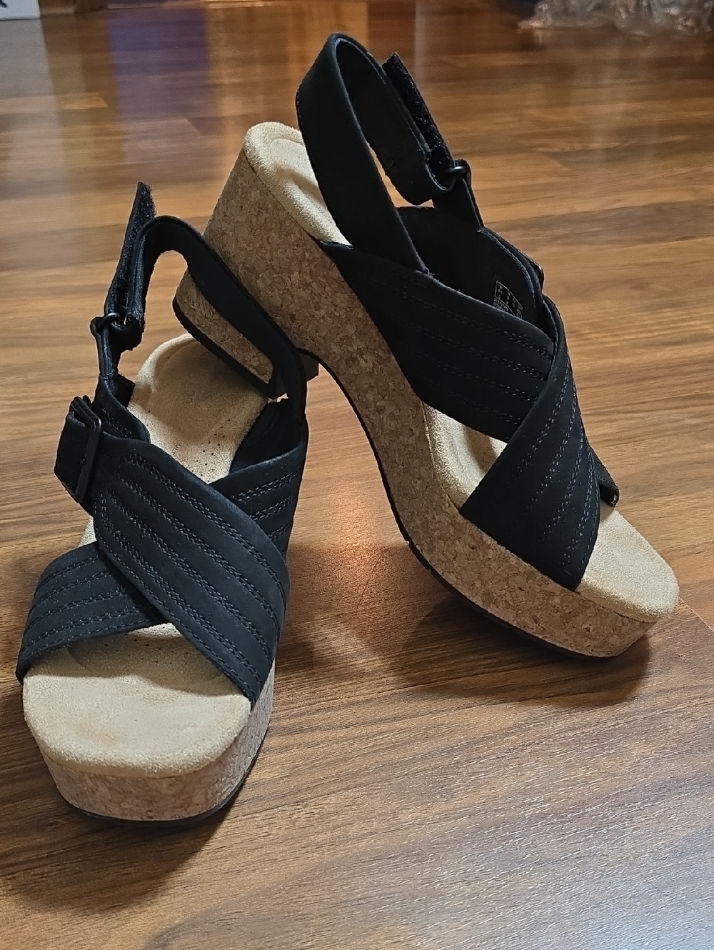 Clarks Nerisa West West Sandal - Black Nubuck